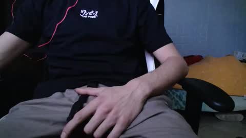 Snapshot of franceghj99 chatting on 11-25-25, 08:09 franceghj99 online show from 11-25-25, 08:09