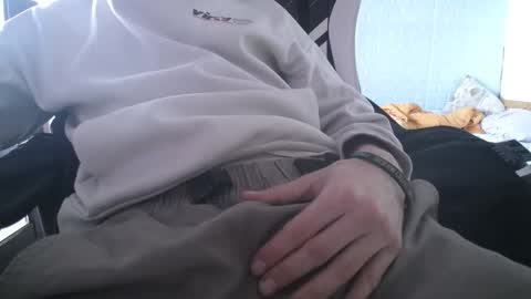 Snapshot of franceghj99 chatting on 01-09-26, 01:58 franceghj99 online show from 01-09-26, 01:58