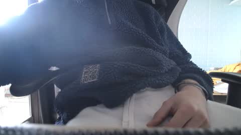 Snapshot of franceghj99 chatting on 01-12-26, 12:43 franceghj99 online show from 01-12-26, 12:43