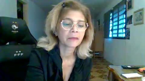 francelune online show from 10-13-25, 01:22