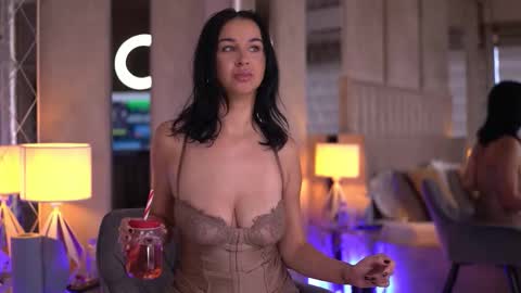 francescadante online show from 09-13-25, 05:07