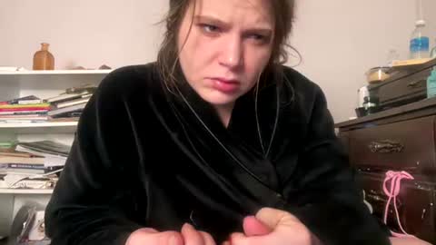 francescafey online show from 12-18-25, 05:57