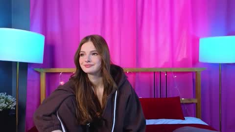 Marybrown eye Katy gray eye online show from 03-10-26, 06:51