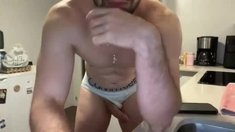 Snapshot of franco03952 chatting on 11-09-25, 07:34 franco03952 online show from 11-09-25, 07:34