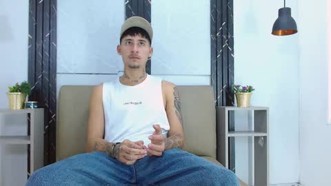 Snapshot of franco_roux chatting on 02-23-26, 11:07 Franco online show from 02-23-26, 11:07