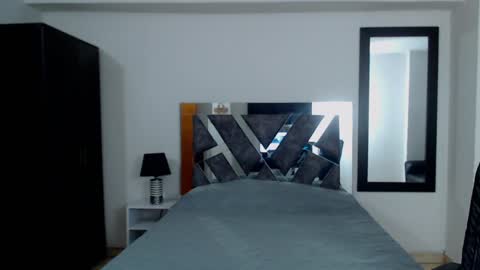 Frank online show from 12-29-24, 03:22