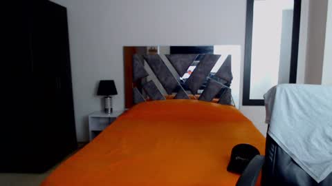 Frank online show from 02-08-25, 03:42