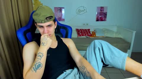 Frank online show from 12-05-25, 05:27