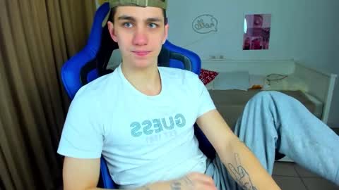 Frank online show from 03-17-26, 05:44