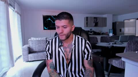 Frank Farrell. Hey remember to give me a thumbs up Ty online show from 01-24-25, 06:25