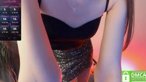 Snapshot of frankie_reese chatting on 12-13-24, 04:05 Frankie online show from 12-13-24, 04:05