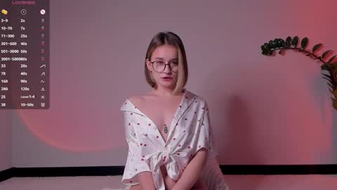 Snapshot of frannpalmer chatting on 12-03-25, 05:55 Frann online show from 12-03-25, 05:55