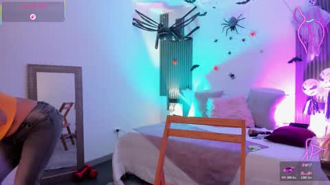 Fransheska online show from 10-27-25, 12:42