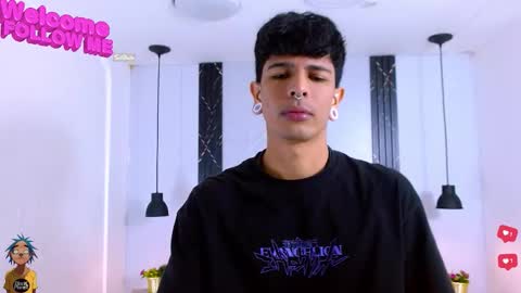 Snapshot of franvill_trato chatting on 12-20-25, 07:21 Franvill trato online show from 12-20-25, 07:21