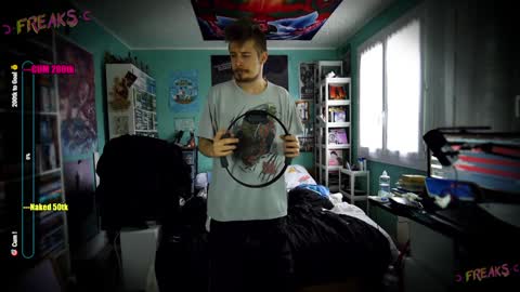 Snapshot of freakssc chatting on 12-18-24, 02:17 Freakss C Clarence online show from 12-18-24, 02:17