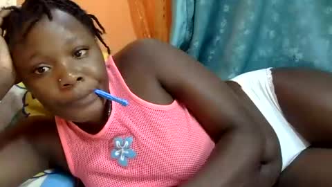 freaky_dolly online show from 01-06-25, 03:29