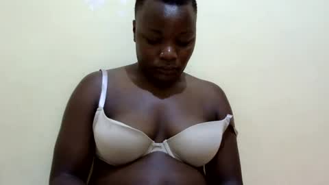 freaky_dolly online show from 02-11-25, 06:01