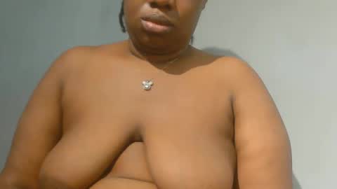 Snapshot of freaky_slut5 chatting on 02-05-26, 04:17 freaky slut5 online show from 02-05-26, 04:17