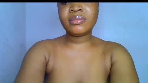 Snapshot of freaky_thickass chatting on 09-30-25, 09:53 Lily online show from 09-30-25, 09:53