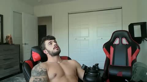 Snapshot of freakyfitking chatting on 01-09-25, 06:26 freakyfitking online show from 01-09-25, 06:26