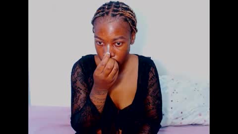 FreakyScarlet00 online show from 09-14-25, 11:42