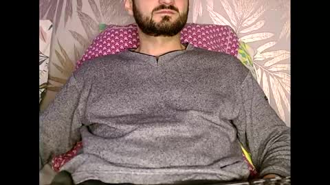 Snapshot of fred4games77 chatting on 12-10-24, 03:01 fred online show from 12-10-24, 03:01