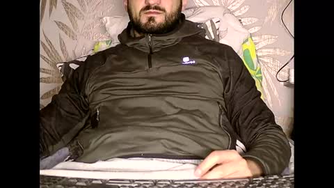 Snapshot of fred4games77 chatting on 01-03-25, 01:16 fred online show from 01-03-25, 01:16