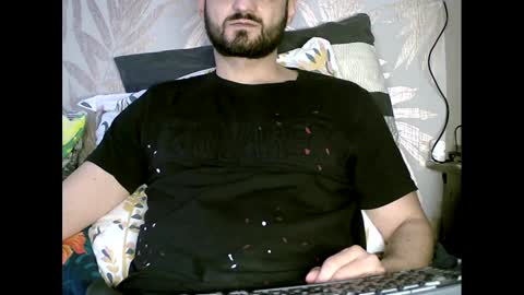 Snapshot of fred4games77 chatting on 02-06-25, 12:16 fred online show from 02-06-25, 12:16