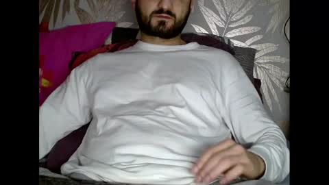 Snapshot of fred4games77 chatting on 02-12-25, 09:20 fred online show from 02-12-25, 09:20