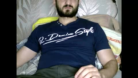 Snapshot of fred4games77 chatting on 09-18-25, 04:42 fred online show from 09-18-25, 04:42