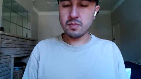 Snapshot of fred_555 chatting on 02-18-25, 01:10 fred_555 online show from 02-18-25, 01:10