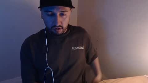 Snapshot of fred_555 chatting on 09-15-25, 10:04 fred_555 online show from 09-15-25, 10:04