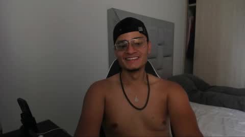 Snapshot of fredericsloan chatting on 03-02-26, 08:59 Frederic Sloan online show from 03-02-26, 08:59