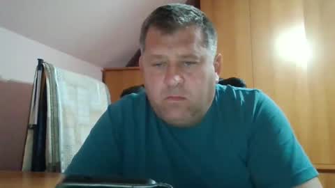 Snapshot of freeboy80180 chatting on 11-17-25, 03:18 freeboy80180 online show from 11-17-25, 03:18