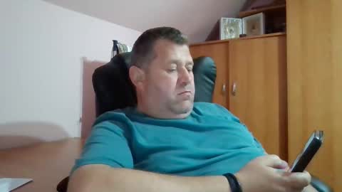 Snapshot of freeboy80180 chatting on 11-19-25, 02:39 freeboy80180 online show from 11-19-25, 02:39