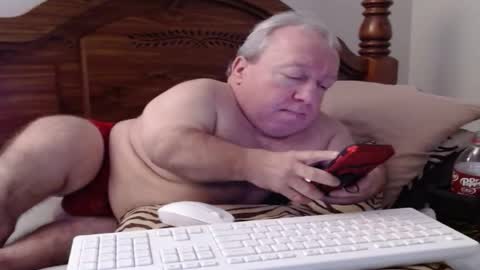 Cute Lil Man online show from 11-23-25, 06:46