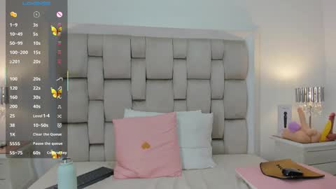 Frehia   online show from 01-09-26, 04:04