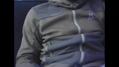 Snapshot of frencheeboy chatting on 01-04-25, 04:43 frencheeboy online show from 01-04-25, 04:43