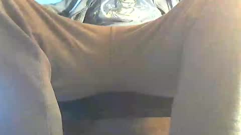 Snapshot of frenchpapalover chatting on 01-14-25, 08:52 frenchpapalover online show from 01-14-25, 08:52