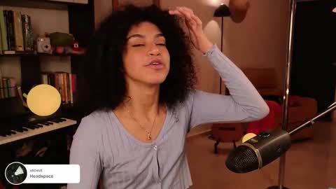 Vale online show from 12-18-25, 04:18