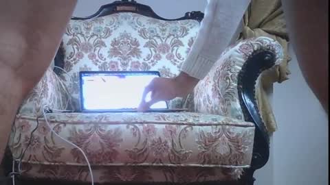 freshman  imonyou98 online show from 12-15-24, 12:51