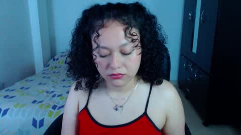 Louise  online show from 01-16-26, 06:39