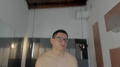  ALIS AND ALEX  online show from 11-18-25, 12:31