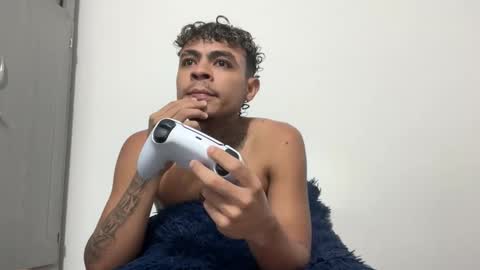 freyva_ online show from 12-02-25, 05:35