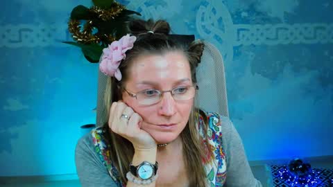 Snapshot of fridatander chatting on 01-03-25, 03:22 Frida Tander online show from 01-03-25, 03:22