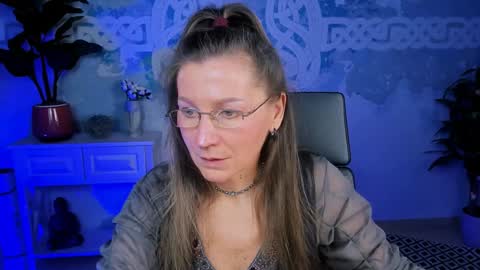 Snapshot of fridatander chatting on 02-01-25, 09:11 Frida Tander online show from 02-01-25, 09:11