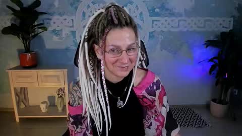 Frida Tander online show from 02-06-26, 05:12