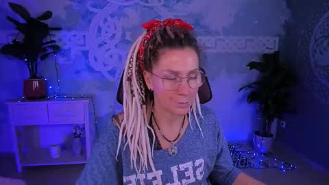 Frida Tander online show from 03-03-26, 05:02