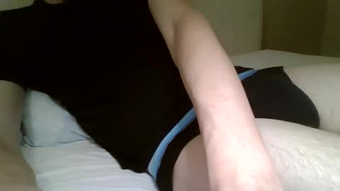 friendly_frank_18 online show from 04-01-26, 08:28