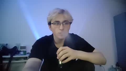 frill1 online show from 03-01-26, 12:18